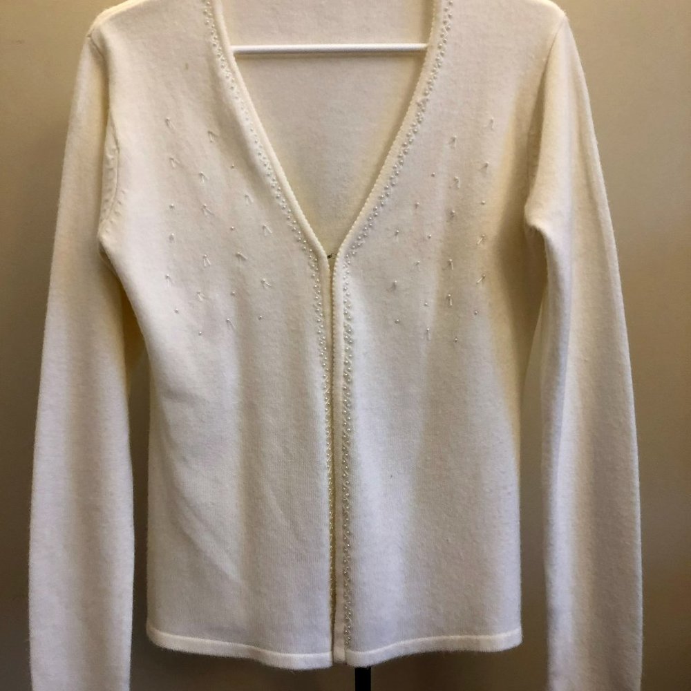 Quo Vadis Vintage Beige Cardigan with beads